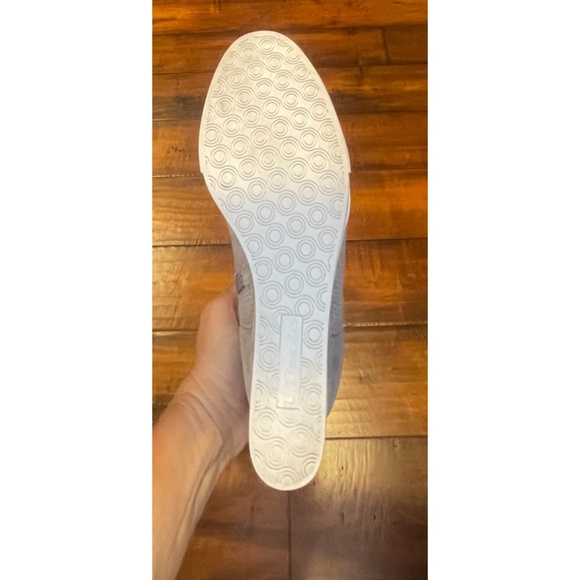 Linea Paola Wedge Bootie Gray Size 8.5 - Picture 6 of 6